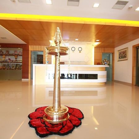 Rouba Residency Hotel Ponnāni エクステリア 写真