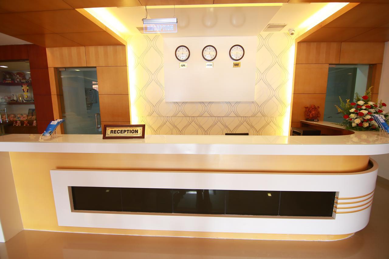 Rouba Residency Hotel Ponnāni エクステリア 写真